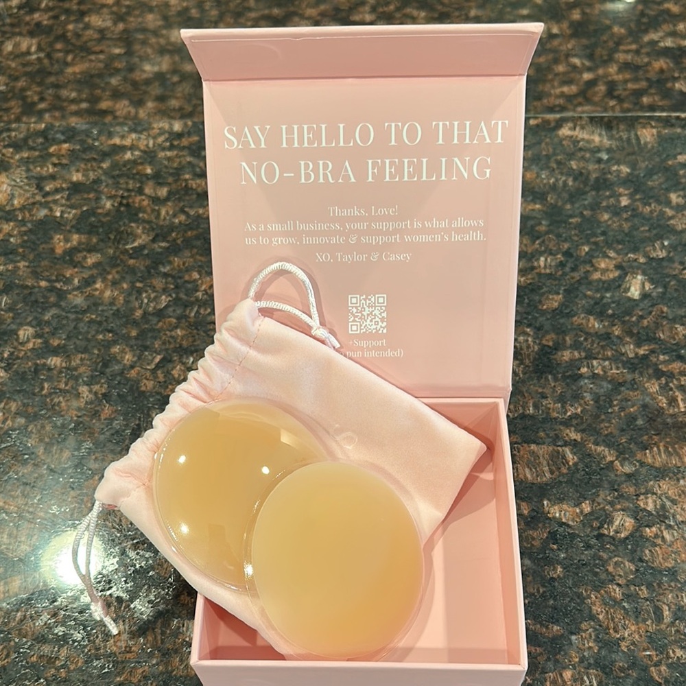 CAKES Silicone Nipple Covers in Nude